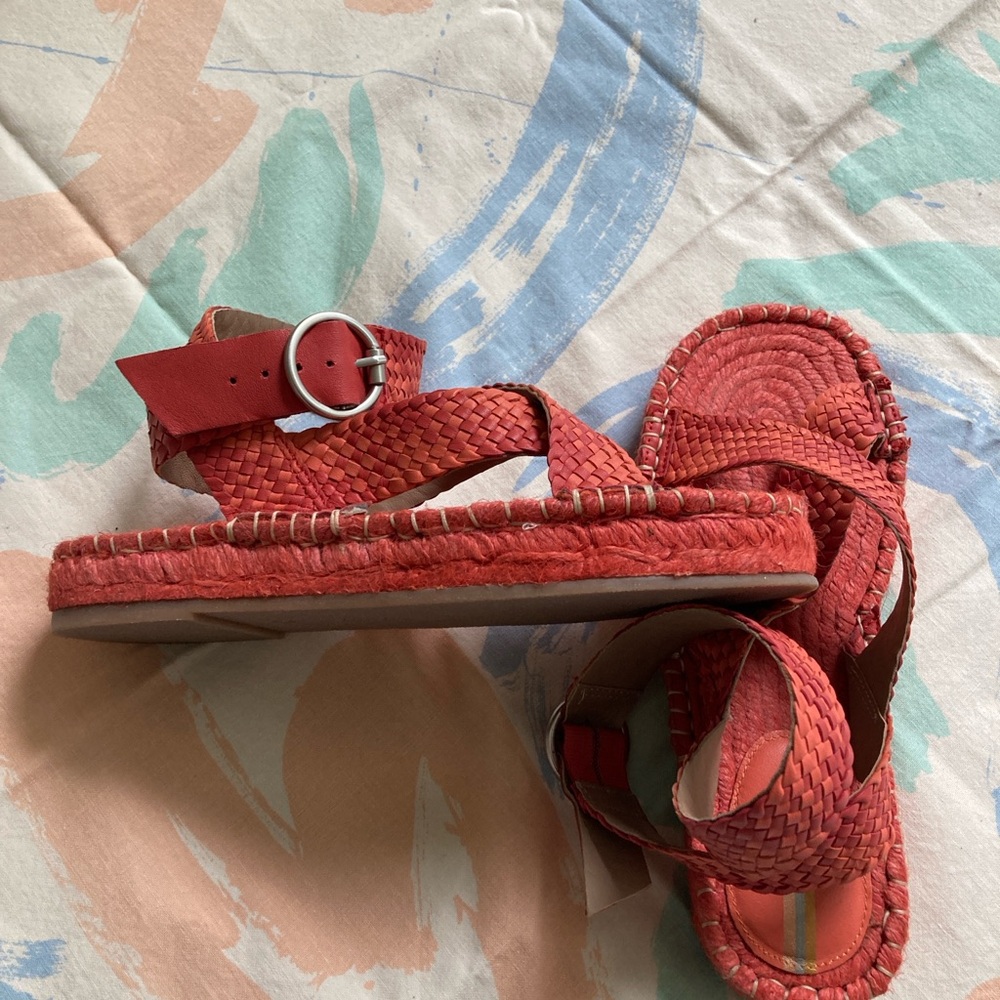 Sam Edelman Sandals! NWOT Soft Orange Hue    Espadrille Style w/ Ankle Strap